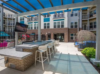 Outdoor Kitchen